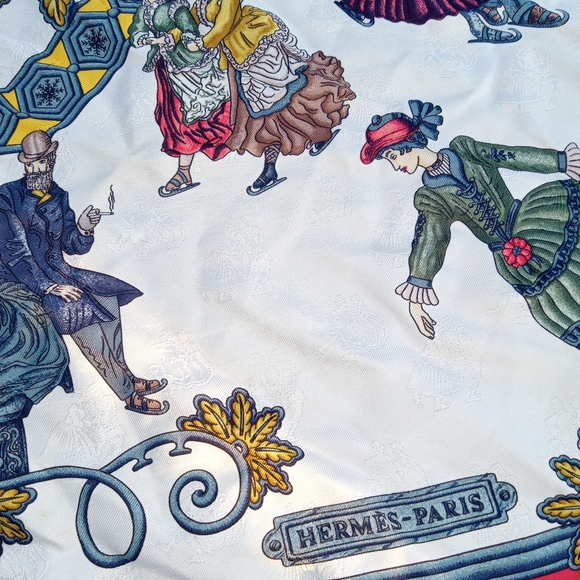 Vintage Hermes "Joies L'hiver" silk scarf - Picture 2 of 3
